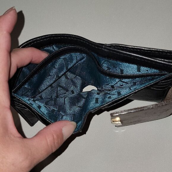 Furla Classic Trifold Wallet Saffiano Two Tone Leather • Vintage • Beautiful - Picture 6 of 10